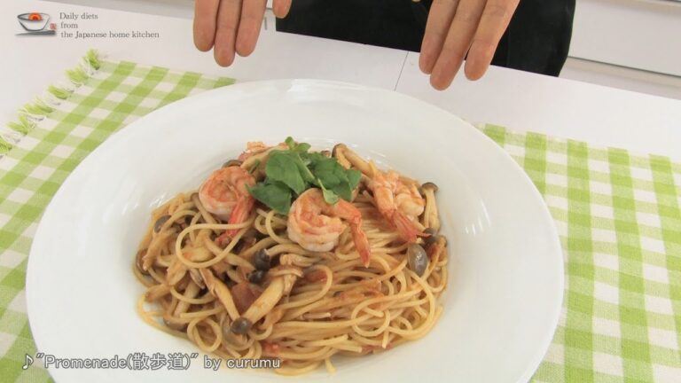 Yurika's Shrimp and Simeji mushroom pasta 海老ときのこのトマトクリームパスタ