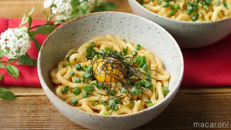 【100万回再生人気レシピ】レンジで簡単！「油そば風うどん」のレシピ・作り方