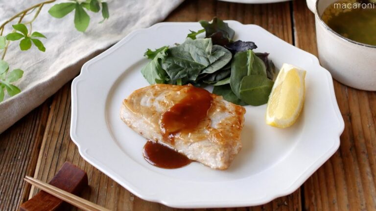 【カジキマグロのにんにく醤油照り焼き】漬けて焼くだけ！しっかり味付きやわらか♪｜macaroni（マカロニ）