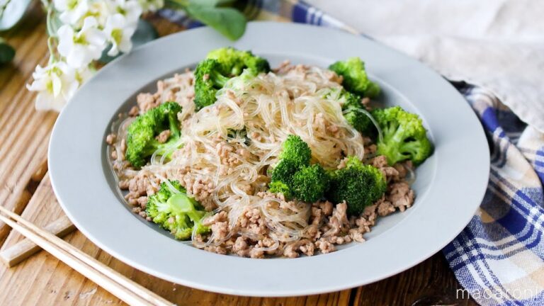 【ブロッコリーとひき肉の中華炒め】春雨入りでボリューム満点！ご飯が進むメインおかず♪｜macaroni（マカロニ）