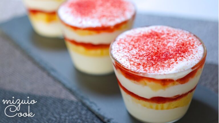 【チーズ蒸しパンで作る！】いちごヨーグルトティラミス｜[Make with cheese steamed bread! ] Strawberry yogurt tiramisu