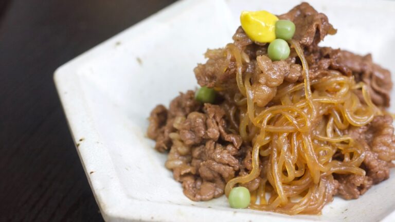 しらたきと牛肉炒めの作り方♪簡単美味しい　How to make Shirataki noodles and beef sukiyaki style