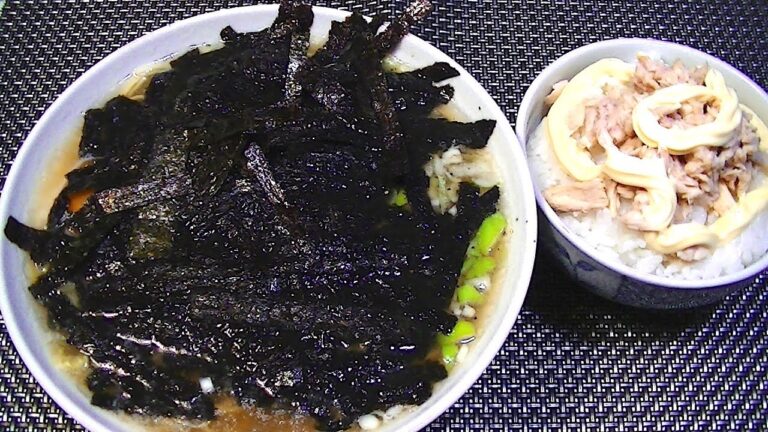 【一人deごはん】Let’s eat！磯の風味抜群！「もみ海苔た～っぷりラーメン」＆ツナマヨごはん！