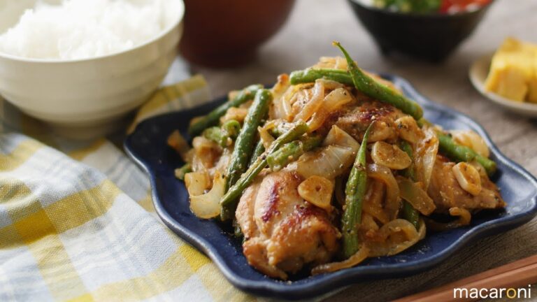 簡単って奥が深い！鶏肉と 玉ねぎの にんにく 味噌蒸し のレシピ 作り方