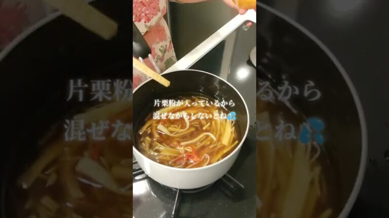 🍳豆腐で一品☆カニカマあんかけでとろとろポッカポカ✨😋【不器用な私が作る簡単で美味しい料理編୧⁠(⁠*ᴗ⁠*)⁠୨】#shorts