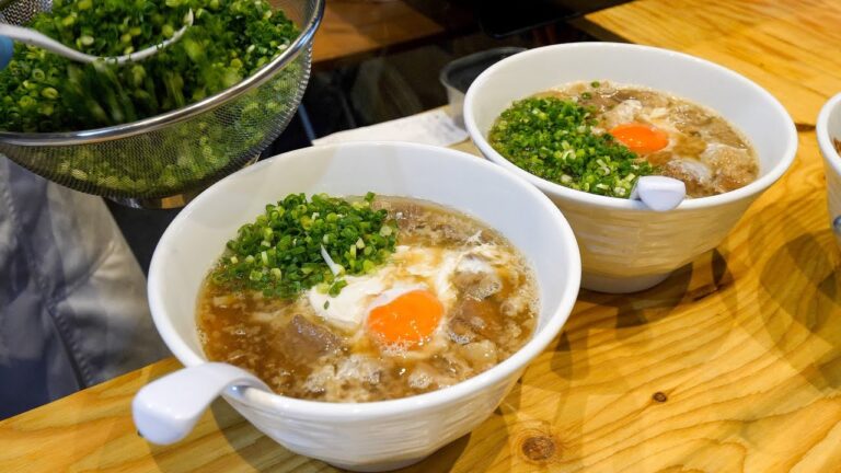 朝７時から行列のできる肉肉うどん屋に密着！福岡グルメ５選