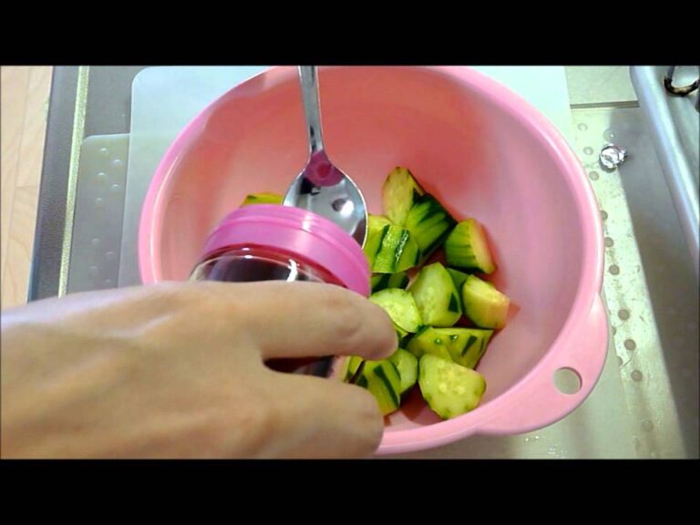 【レシピ】きゅうりのしそ梅和えの作り方　How to make plum basil salad of cucumber