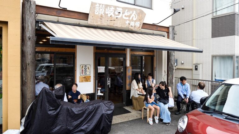 早朝４時から始まる最強天ぷらうどん屋の信じられない仕込み