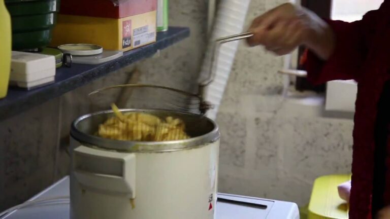 ムール貝の白ワイン蒸しの作り方（Moules au vin blanc）