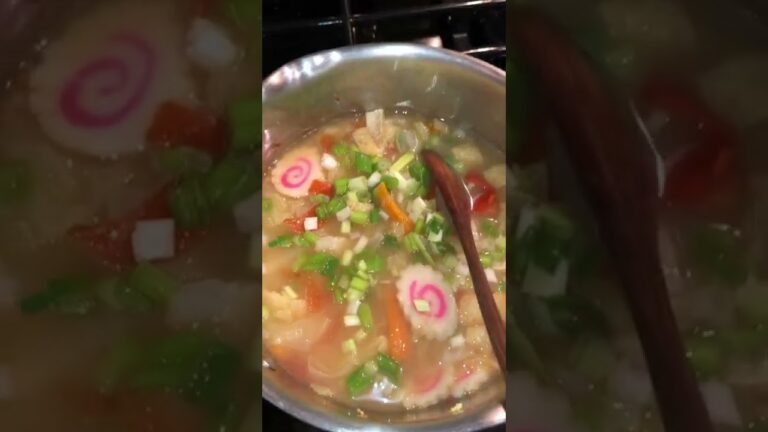 キャベツとトマトの🍅お味噌汁　キャベツがやっぱり食べられます🥺💖🍚【お米ダイエットにも◎】レシピ付き↓