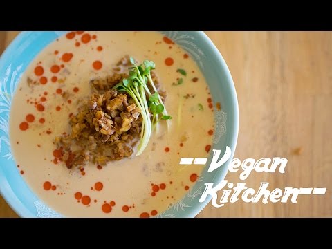 簡単に作れちゃうコクのあるビーガン担々麺！：How to make Dandan noodles | Vegan Kitchen with ayano hayasaki