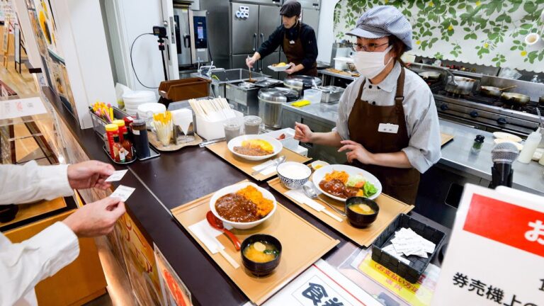 ８５０円の鬼コスパ定食が爆売れするポツンと道の駅食堂に密着丨JAPANESE FOOD