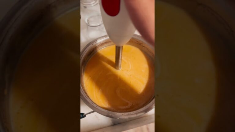 Суп из тыквы батернат сквош. Butternut squash soup. Soup. ASMR recipe. Butternut squash. АСМР рецепт