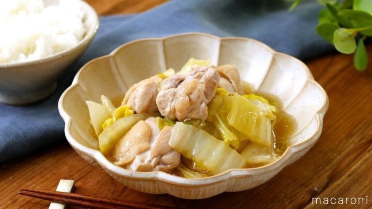 【鶏もも肉と白菜の旨煮】味しみしみ！鶏もも肉と白菜をしょうゆベースで♪ご飯が進む味付け｜macaroni（マカロニ）