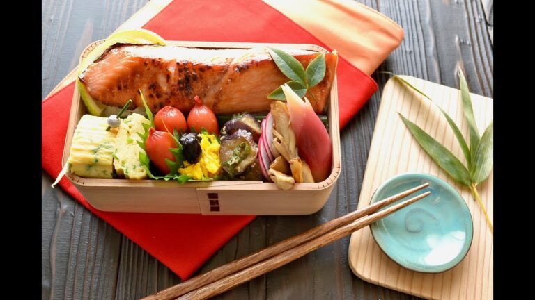 【お弁当作り】秋鮭の塩麹漬け弁当の作り方〜How to make Japanese bento lunch box〜