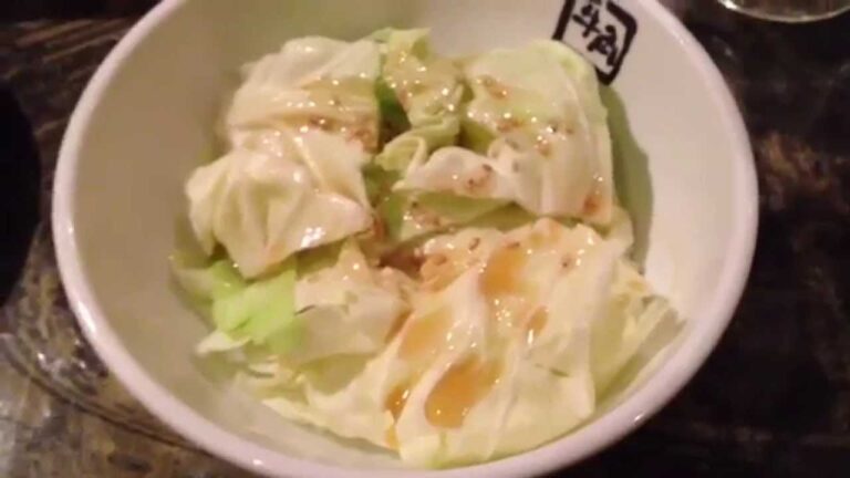 Gyu-Kaku Shio Cabbage / 牛角 やみつき塩キャベツ