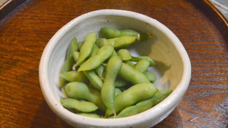 枝豆のゆで方（冷凍枝豆の場合）　　How to warm up frozen edamame (soybeans in the pod)