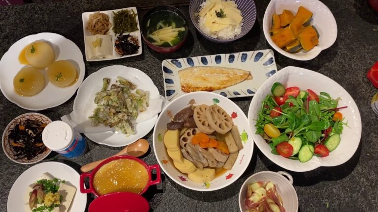 晩ごはん紹介　春の献立🌸筍ご飯、若竹汁、タラの芽の天ぷら他